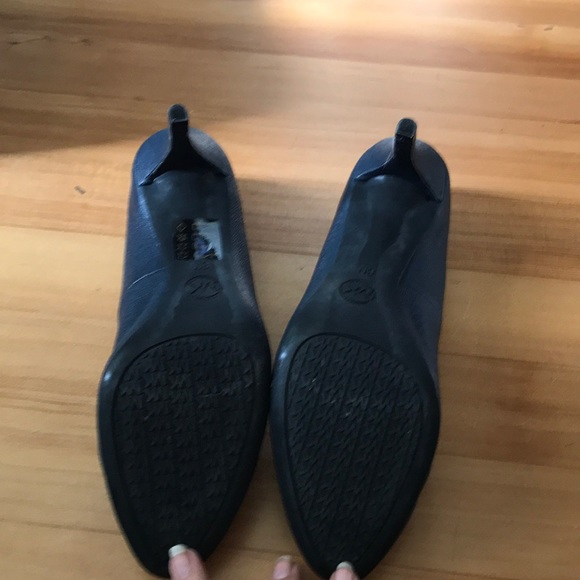 Michael Kors Pumps - Picture 3 of 4